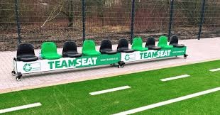 Banc d'équipe mobile avec coques de siège