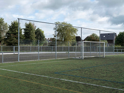 Ramasse-balles 25m x 5m avec tapis double tige 2m : galvanisé ou enduit et livré ou installé