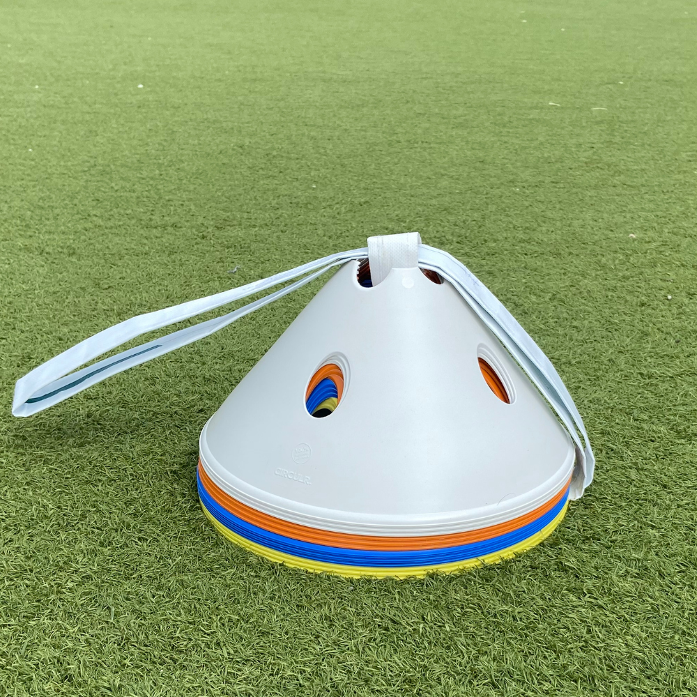 12 hoeden CIRCULR 4 kleuren a 3 stuks met draagband