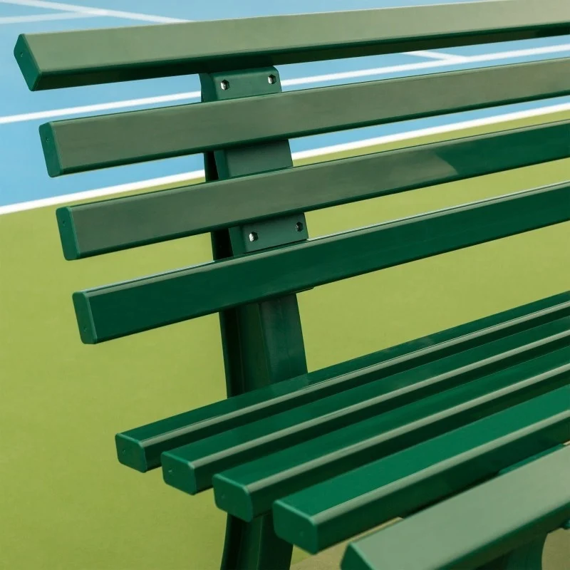 Banc classique pour terrains de sport