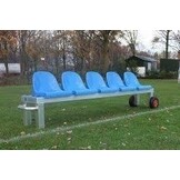 Banc Terrain de sport mobile Aluminium avec 4 coques d'assise de la couleur de votre choix