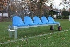 Banc mobile de terrain de sport en aluminium avec 4 sièges baquets, coloris au choix