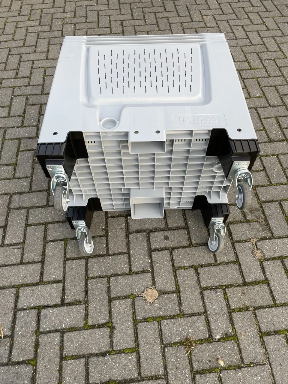 Materiaalwagen en ballenkar met zwenkwielen