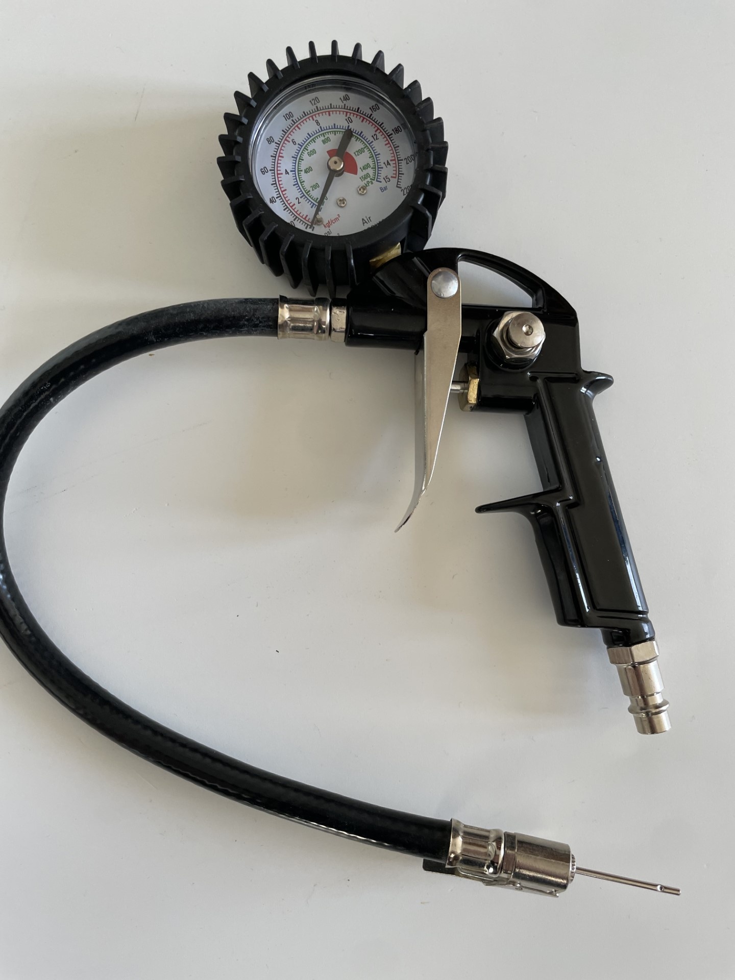 Balvulpistool met drukmeter en 2 ventiel naalden