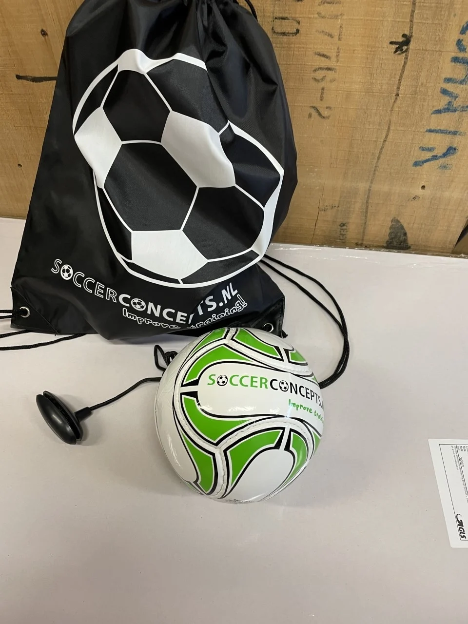 Mini Bal + Mini Soccer Bal aan koord in draagtas