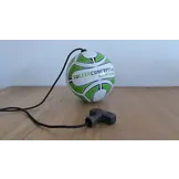 Mini  Voetbal Bal: Kleine voetbal aan een koord voor eindeloze training  met rugzak en pomp