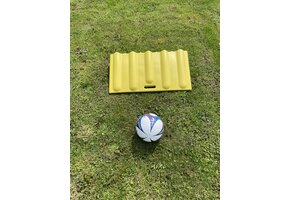 Station de distribution de ballons pour l'entraînement des gardiens