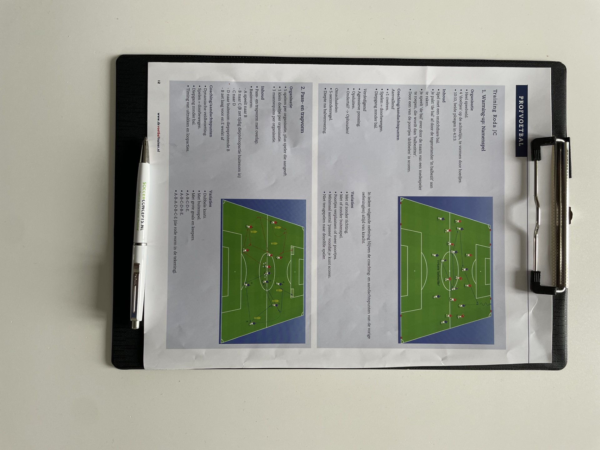 Trainer klembord met A4 notitieblok en pen