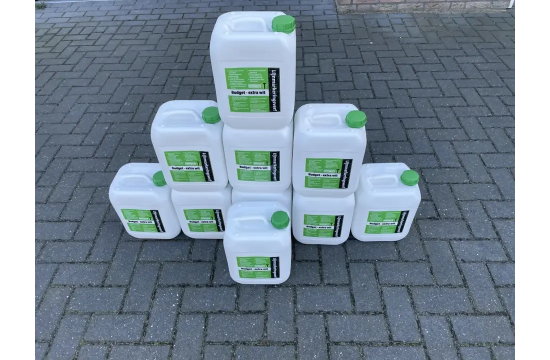 Club ExtraWit : Offre spéciale peinture de marquage routier : 10 bombes pour 435 €