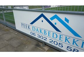 Profilé d'enseigne publicitaire en acier galvanisé (au mètre)