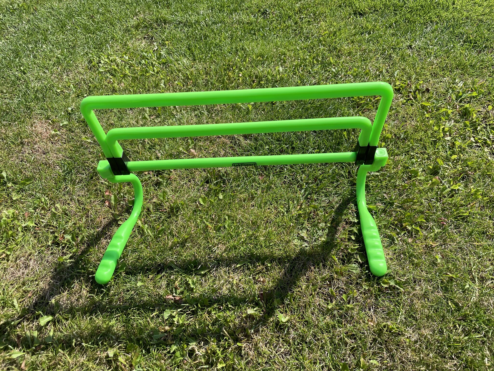 les chaussettes de football de couleur unique