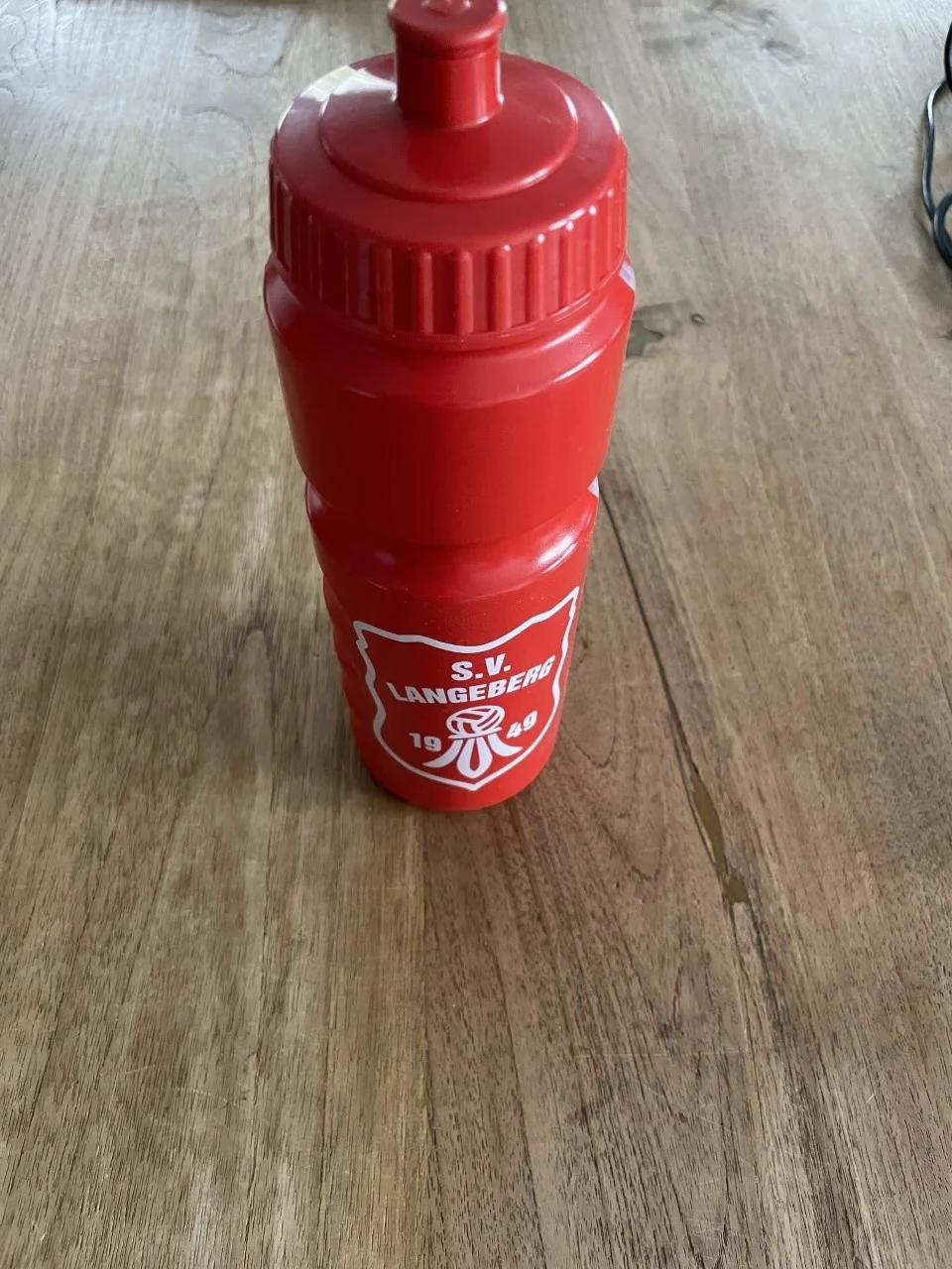 Gourde imprimée du logo du club. A partir de 50 pièces