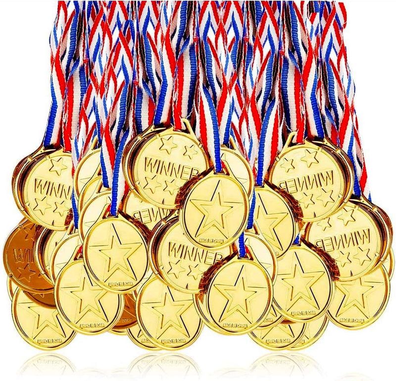 Médaille dorée avec texte Gagnant