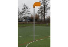 Poteau Korfball insert 3,5 m avec dessus réglable