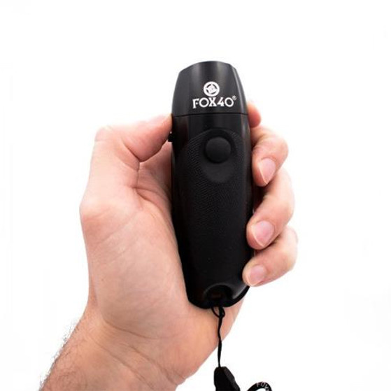 Arbitre sifflet - Copy - Copy