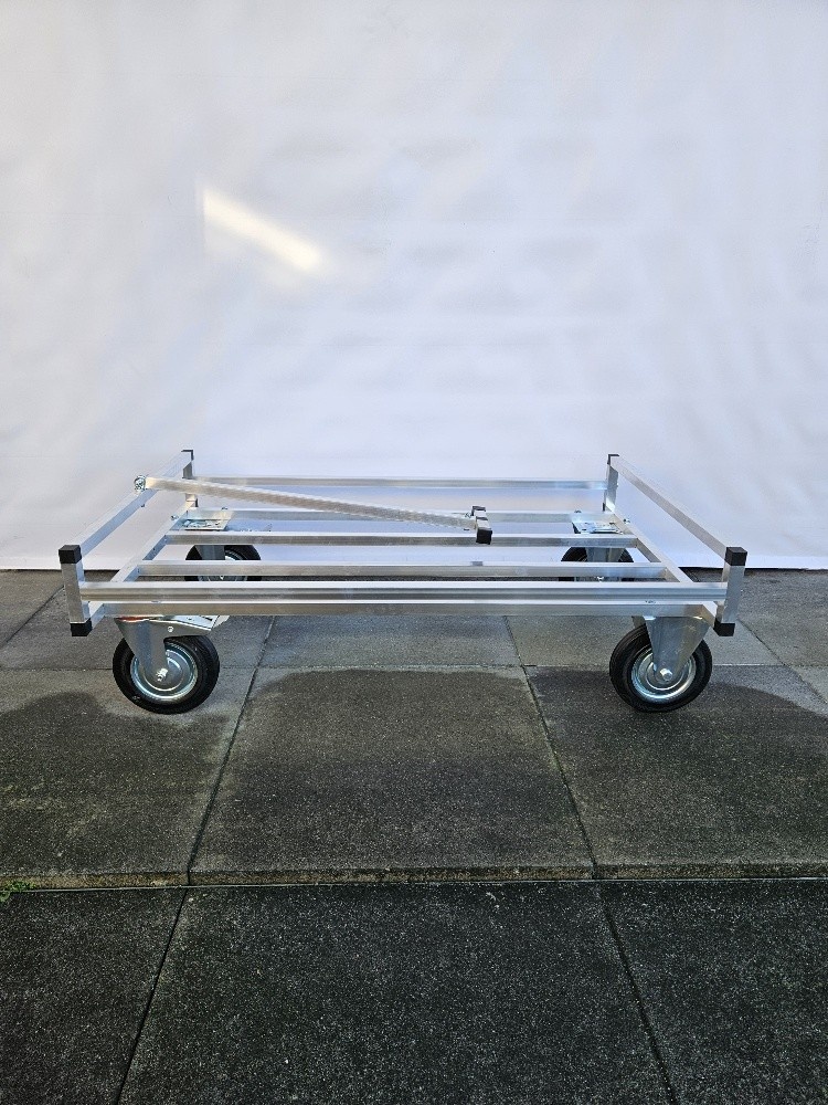 Transportwagen vrije trap poppen en dummy's