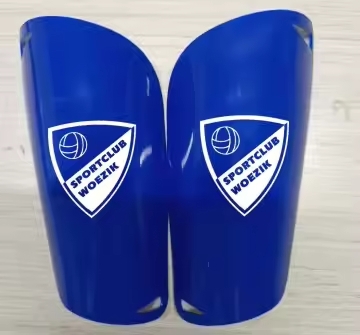 Scheenbeschermers met clublogo