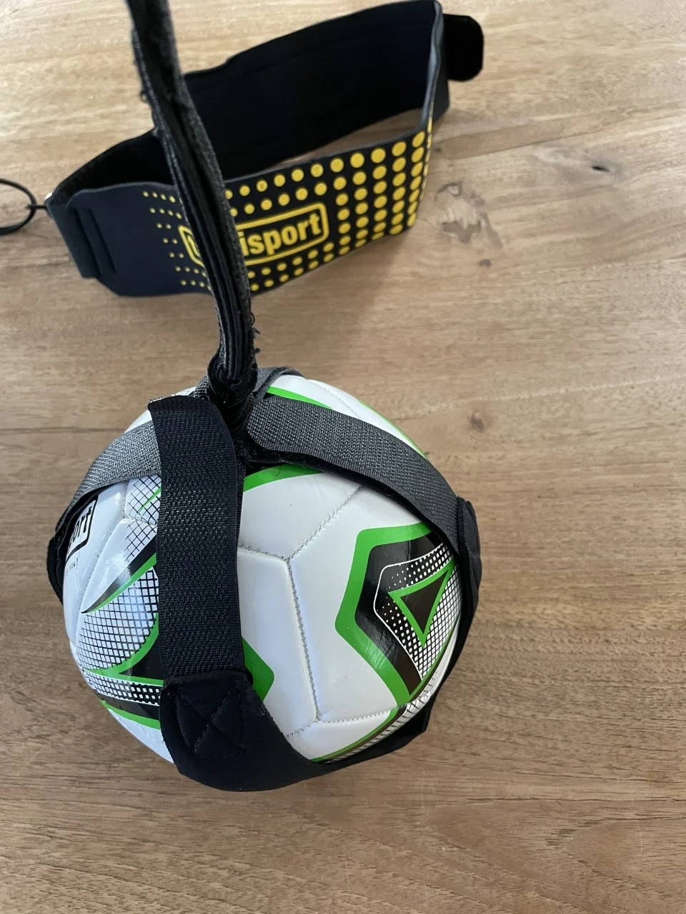 Voetbalvaardigheidstrainer met mini bal maat 2