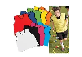Gilets d'entraînement, lot de 10, en 12 couleurs.
