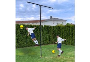 Mât d'entraînement de tête avec ligne pendulaire et boule - Copy