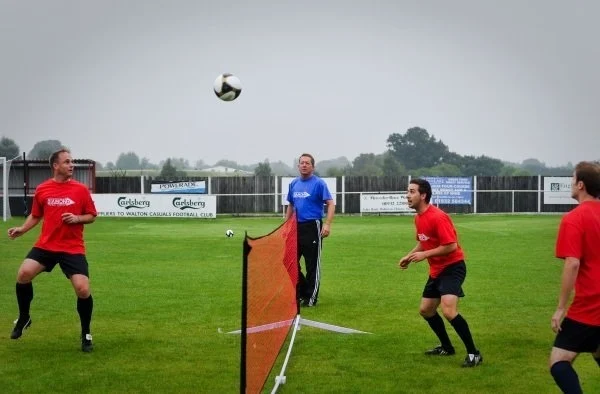 Voetvolleyset Prof Gras-Kunstgras