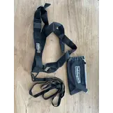 Weerstandsharnas met schoudergordels