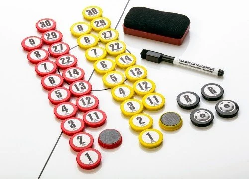 Magneetset 3cm genummerd: 2x 18 stuks, stift en afwisborstel
