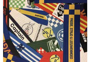 Aanvoerdersband in full colour naar eigen ontwerp vanaf 10 stuks