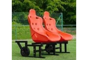 Zitbank  2-zits verrijdbaar met luxe kuip stoelen