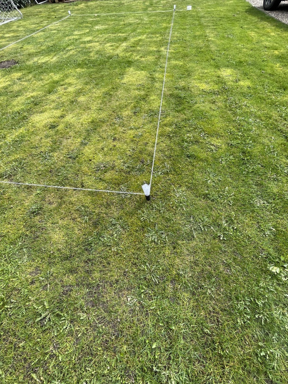 Terrains de football délimitant 150 m