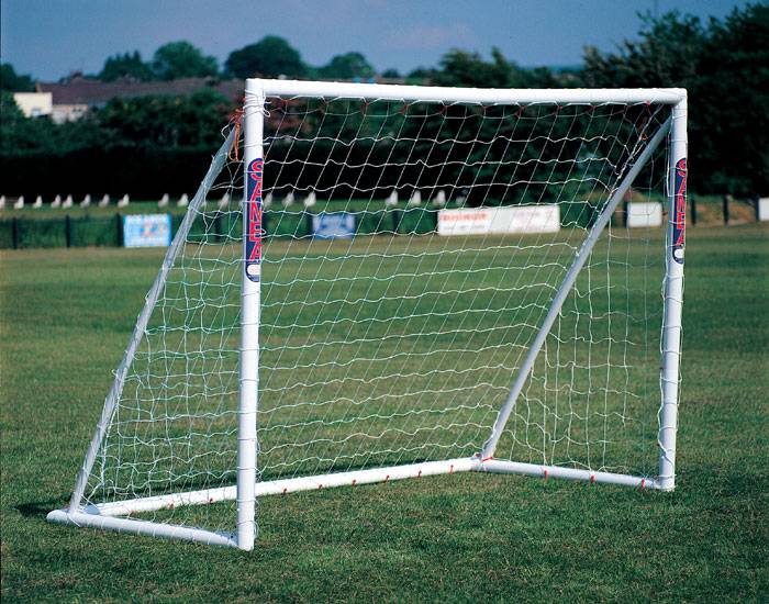UPVC Jeugdgoal 2,45x1,85: van lichtgewicht en onbreekbaar kunststof