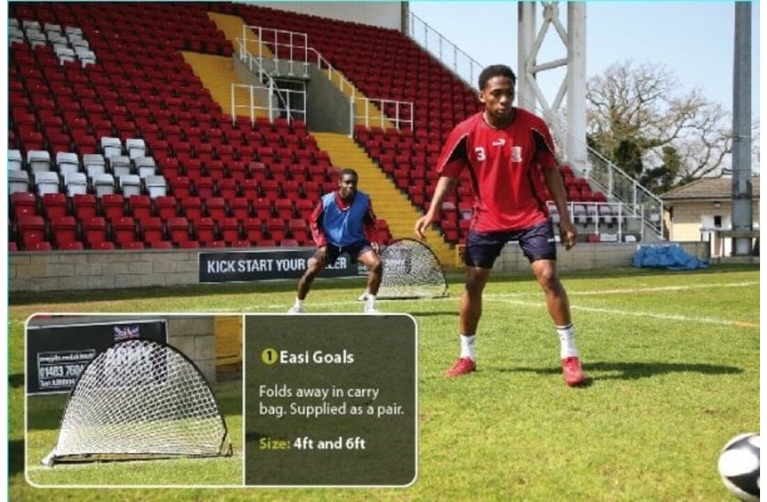 Pop-up goal 122cm x 77cm x 77cm per paar inclusief draagtas