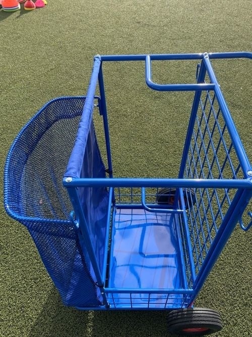 Materialenwagen en ballenkar  voetbal