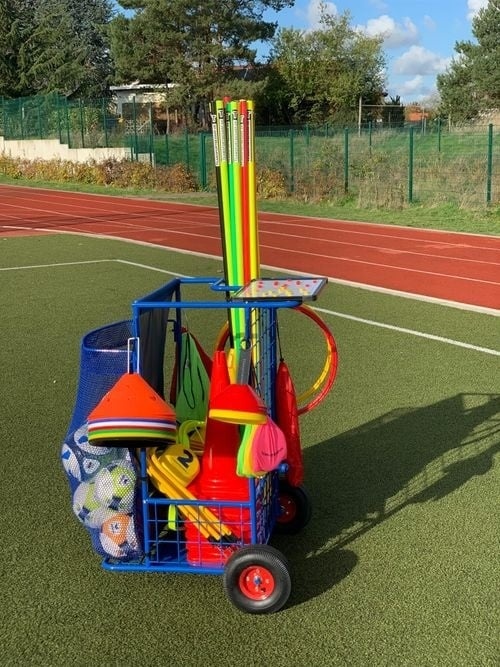 Materialenwagen en ballenkar  voetbal