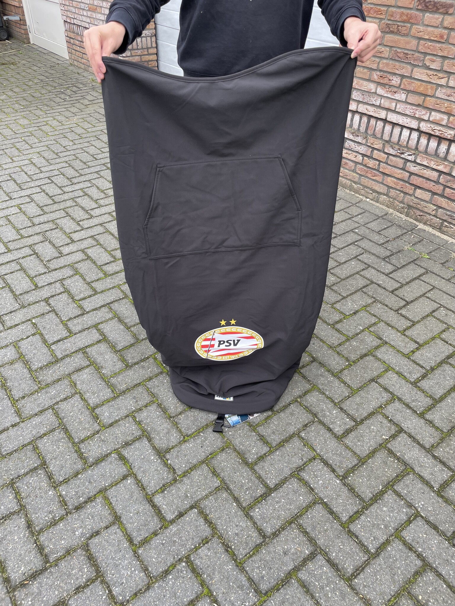 Couverture de pirogue avec chancelière et impression publicitaire