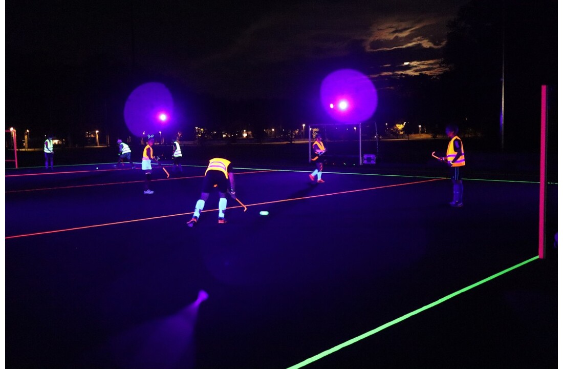 Événement de hockey fluorescent