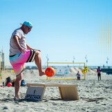 Spotkick: set van 2 houten doel poortjes met een gat aan de bovenkant