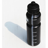 Bidon 750 ml  Zwart met maatverdeling, zichtstreep en naam plaatje