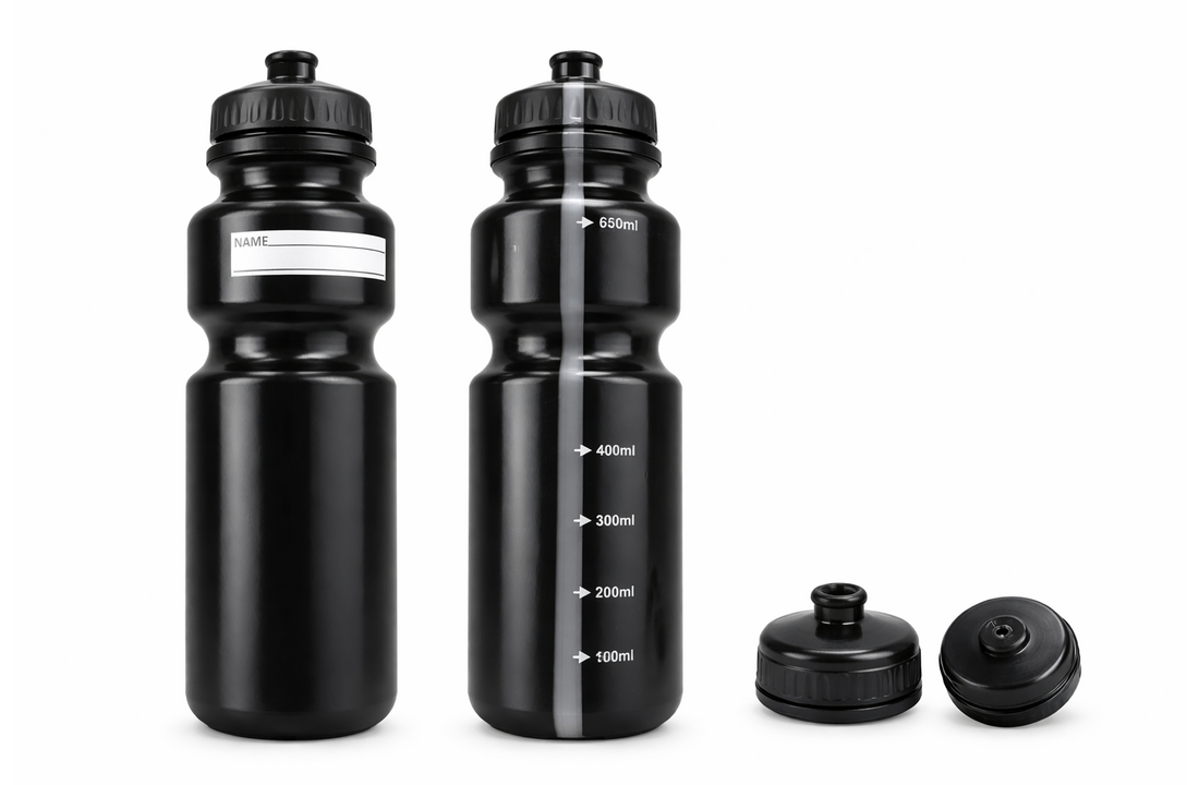 Bidon 750 ml  Zwart met maatverdeling, zichtstreep en naam plaatje