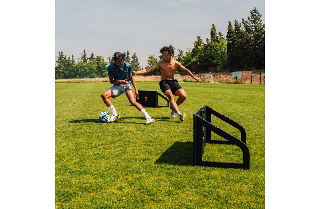 Rebondisseur de football Voon avec lumière de réaction