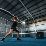 Voon Padel of Tennis Rebounder met reactie licht
