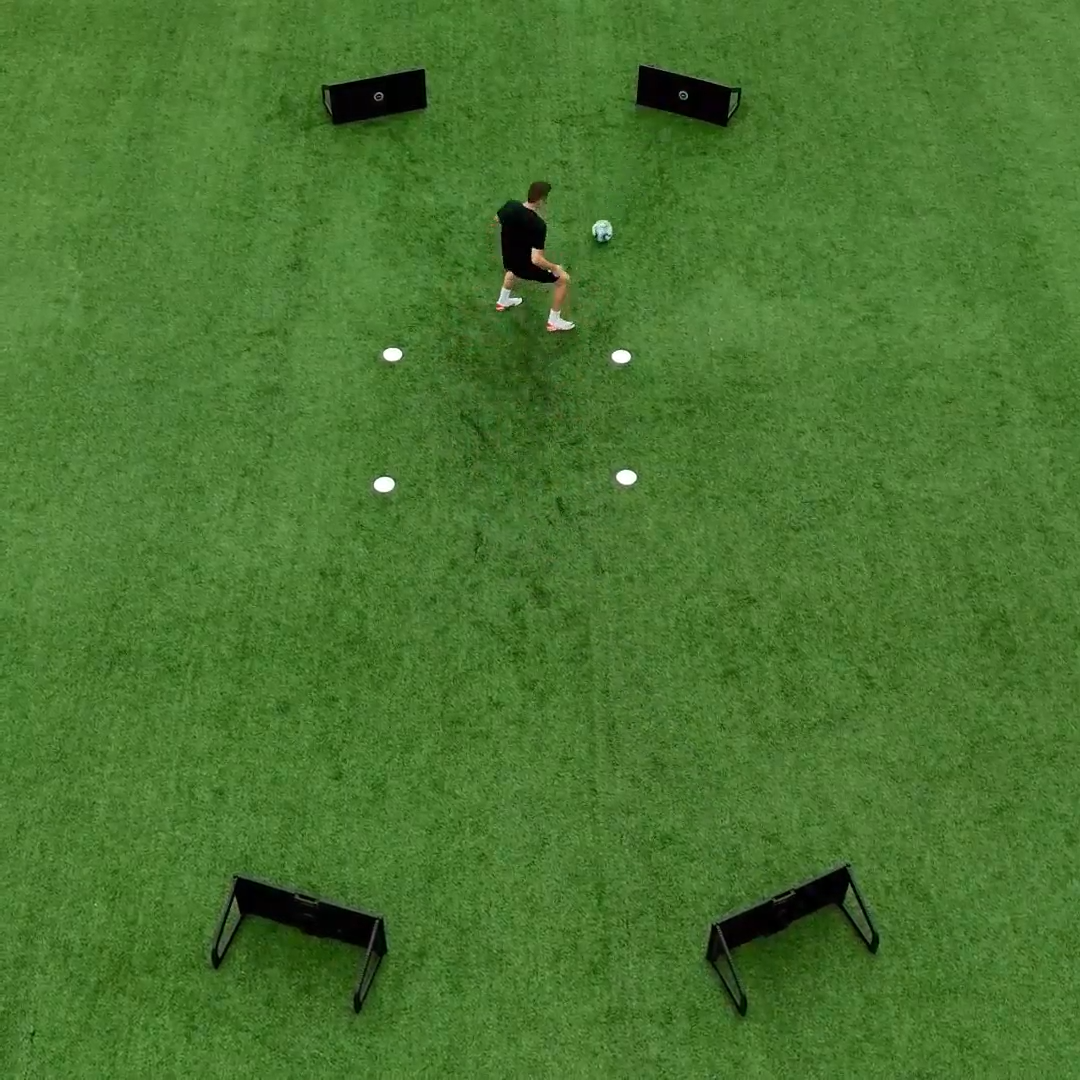 Rebondisseur de football Voon avec lumière de réaction