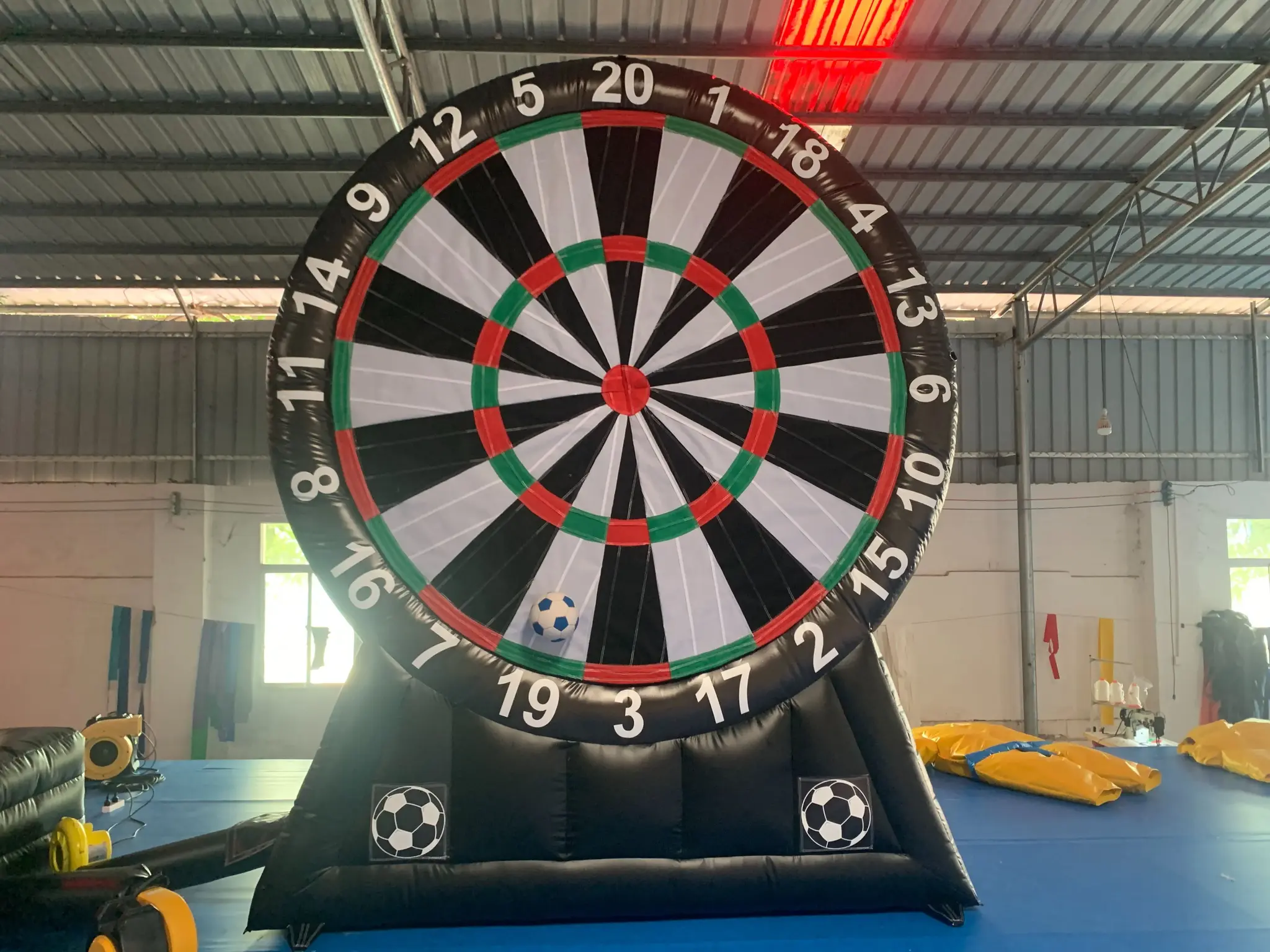 Voetbal Darts XL Huur