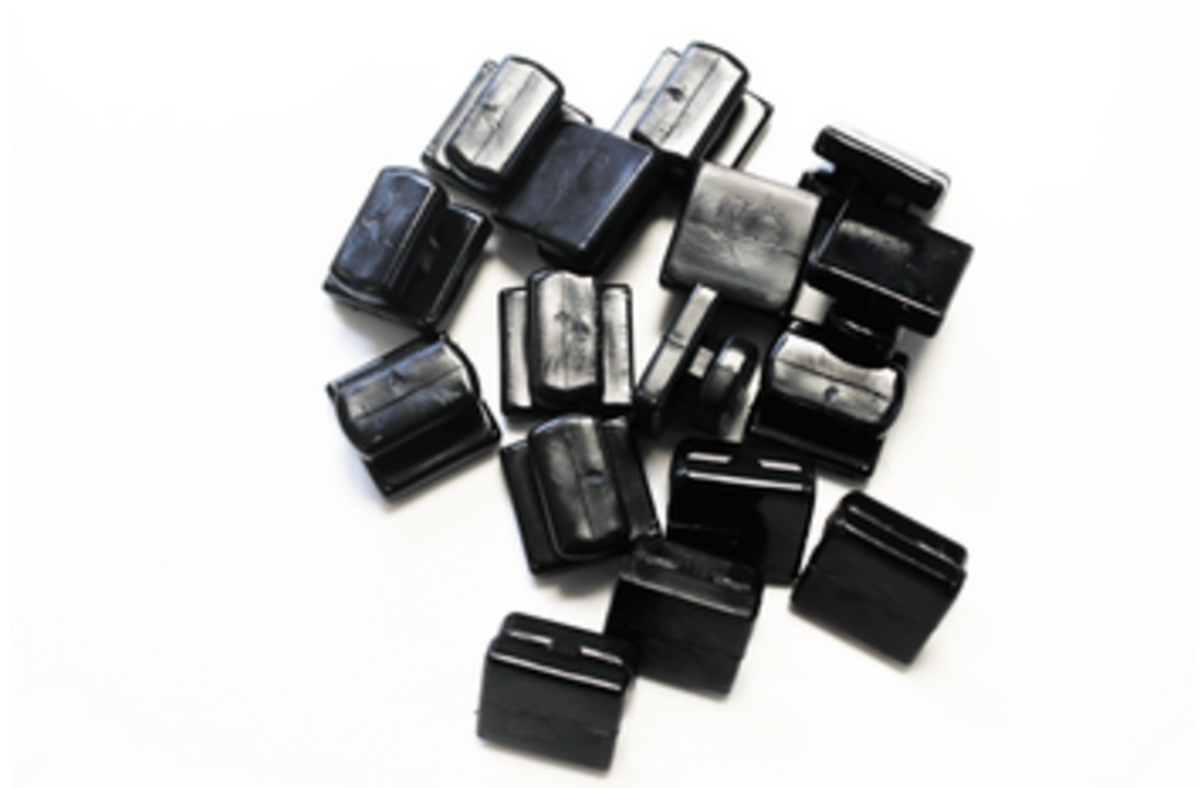 Netplaatje vlak RAS 11mm zwart per 10 stuks