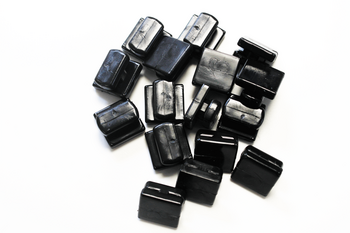 Netplaatje vlak RAS 11mm zwart per 10 stuks