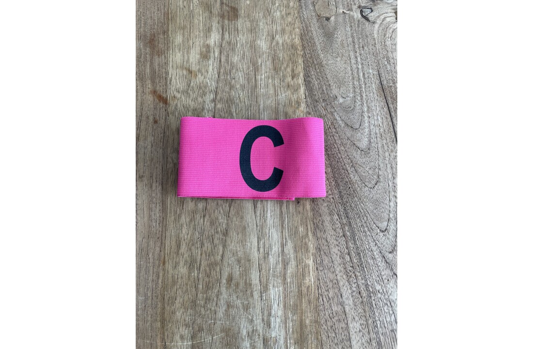 Brassard de capitaine de football féminin rose avec fermeture Velcro