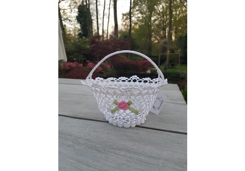 Panier fleur mariage blanc 