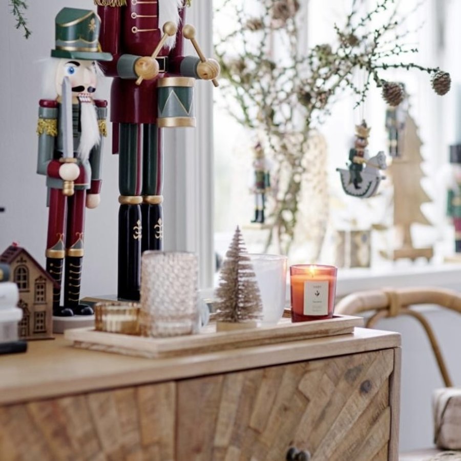 WAXINEHOUDERS OP BORD KERST