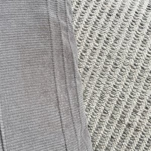 GRIJZE  KUSSENS by BRIC. no  1