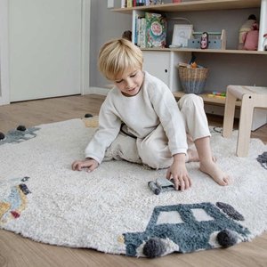 ROND KINDERVLOERKLEED WHEELS MET AUTO'S